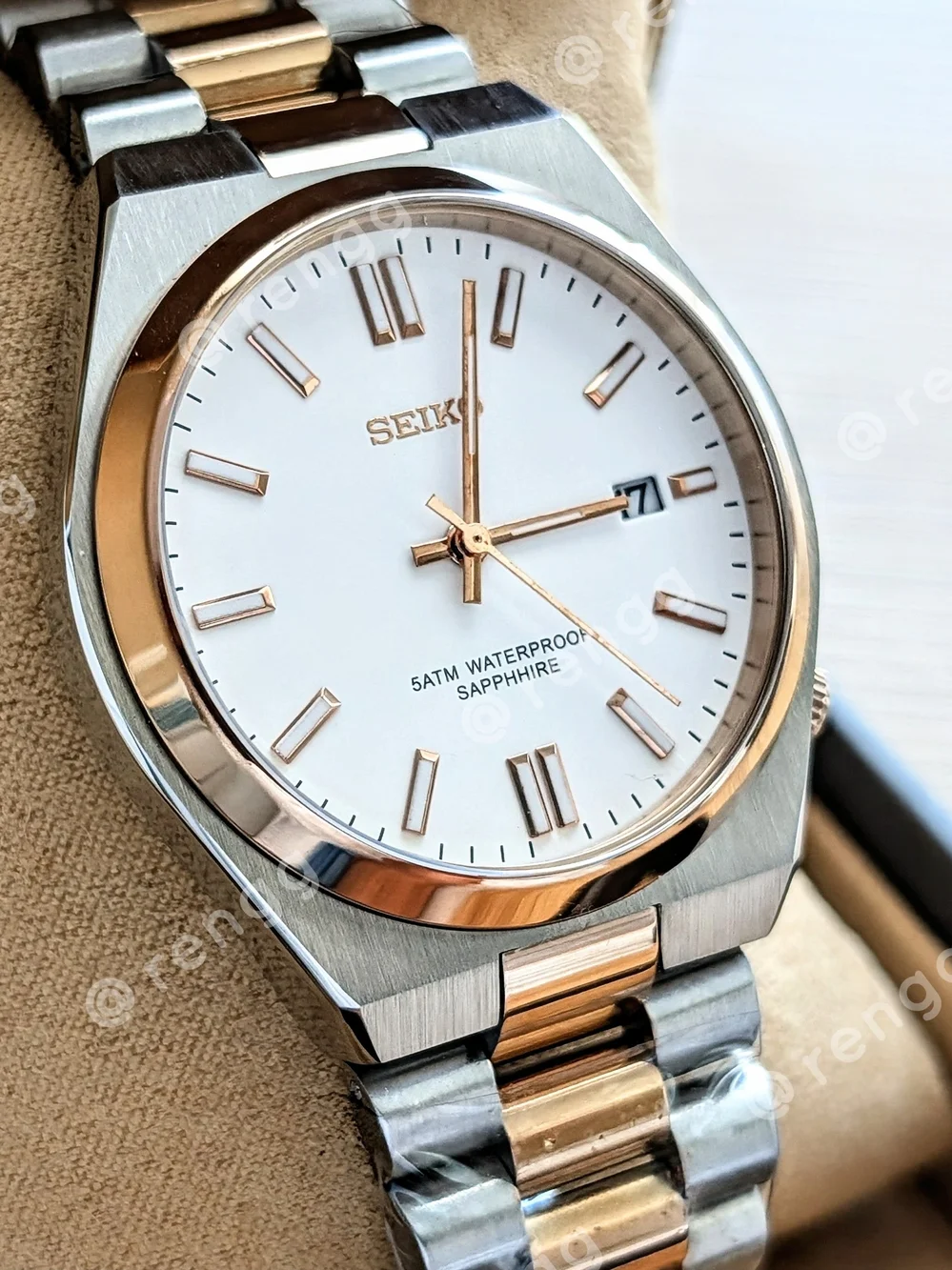40mm White Seiko Two-Tone Stainless Steel Men's Mod Dress Watch Sapphire